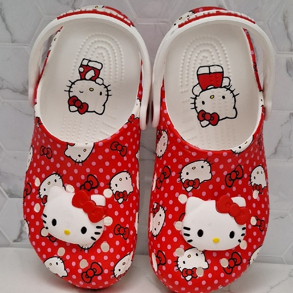 Crocs Hello Kitty Clogs Red Pink Polka Dots Kids size J3 - Picture 3 of 16